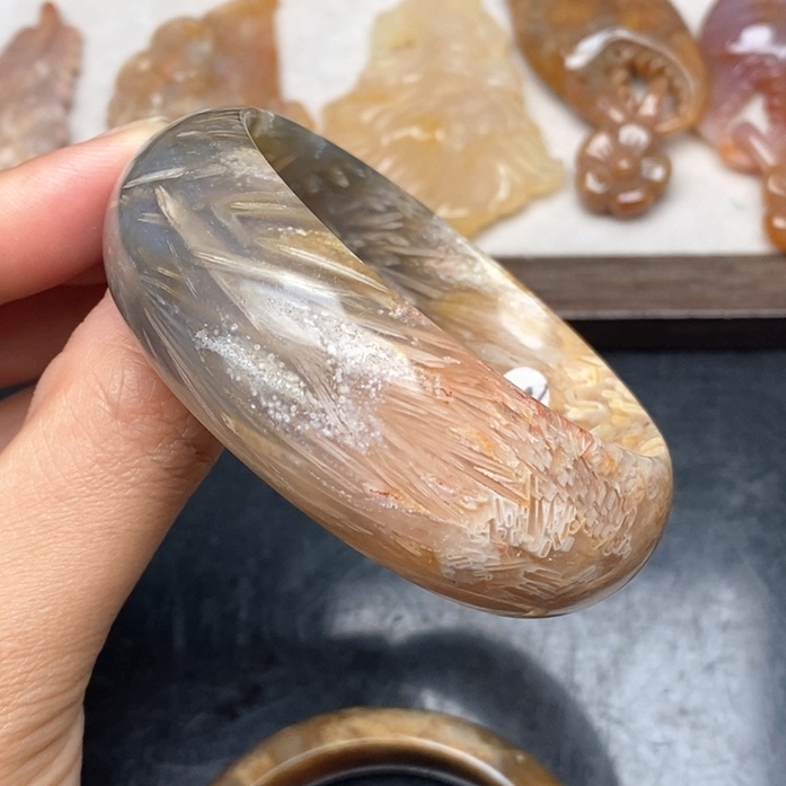 硅化珊瑚（珊瑚玉）手镯未镶嵌55