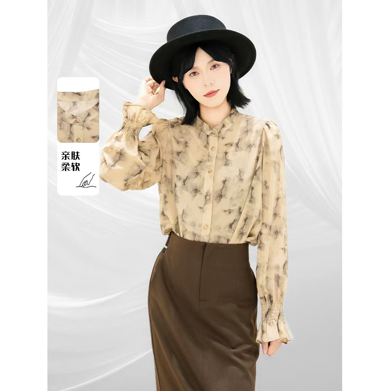 MASIENDI/玛丝恩迪秋季翻领复古印花长袖衬衣330087