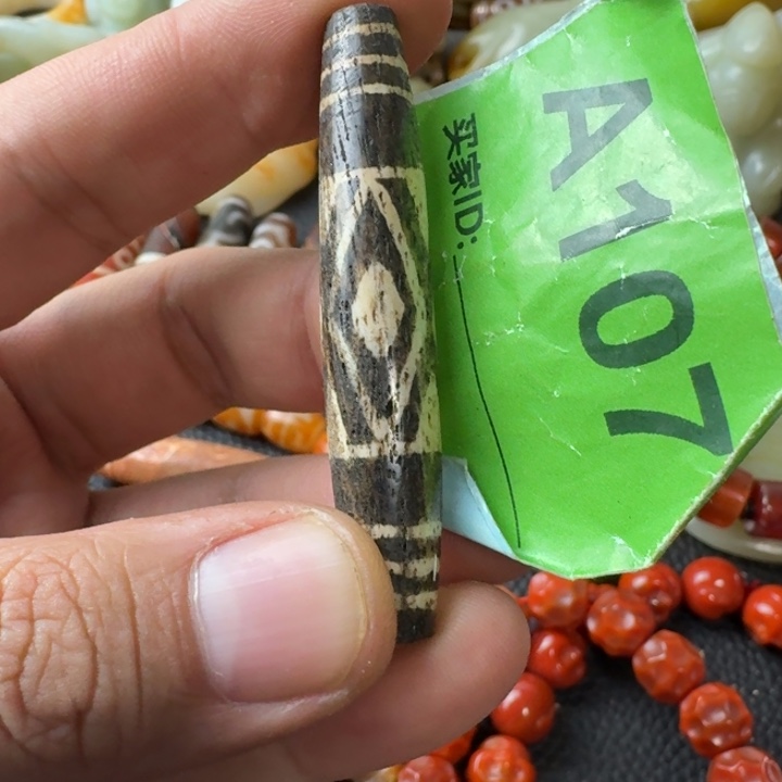 未镶嵌颈饰玛瑙/玉髓