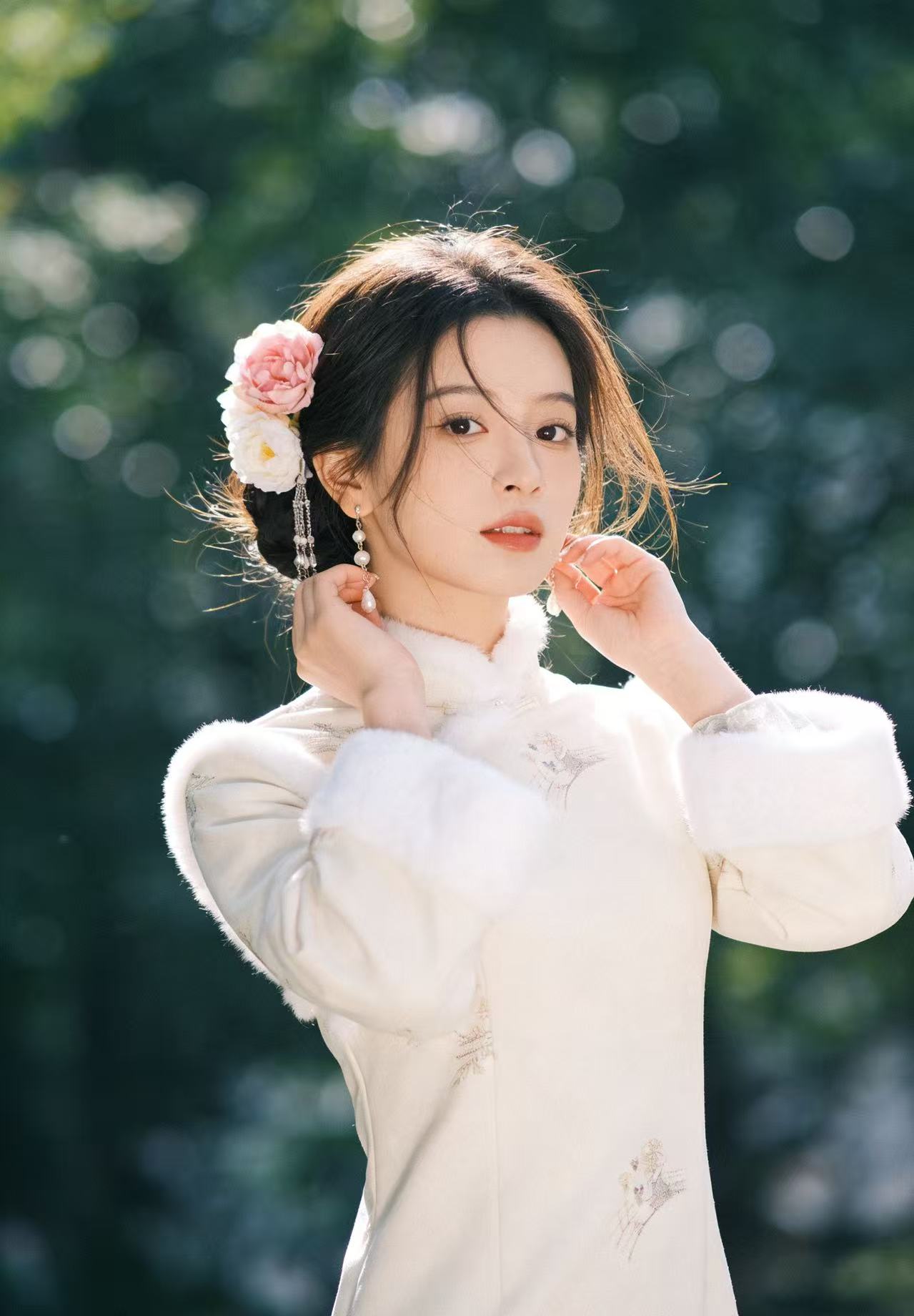 1535 米色 楼阁梅花刺绣 倒大袖双袖 拼接 【鹊桥】 旗袍