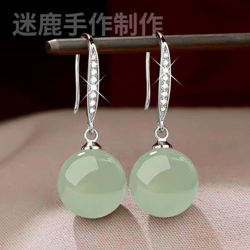 气质轻奢珠珠耳环高级感上档次时尚精致耳饰防银耳环