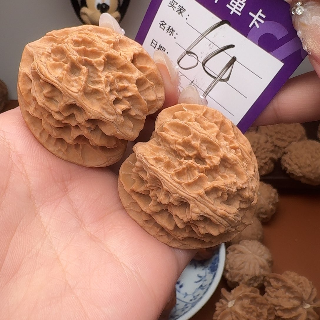 文玩核桃吊坠苹果园42