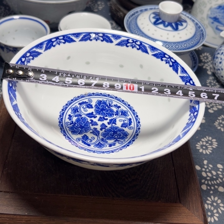 陶青花玲珑6寸牡丹面碗