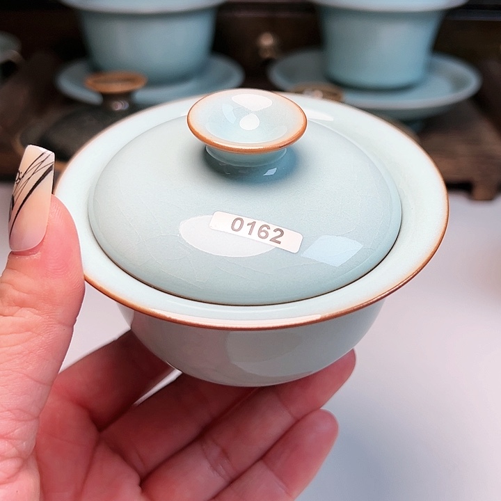 瓷片三**青微瑕哈哈哈哈哈哈哈