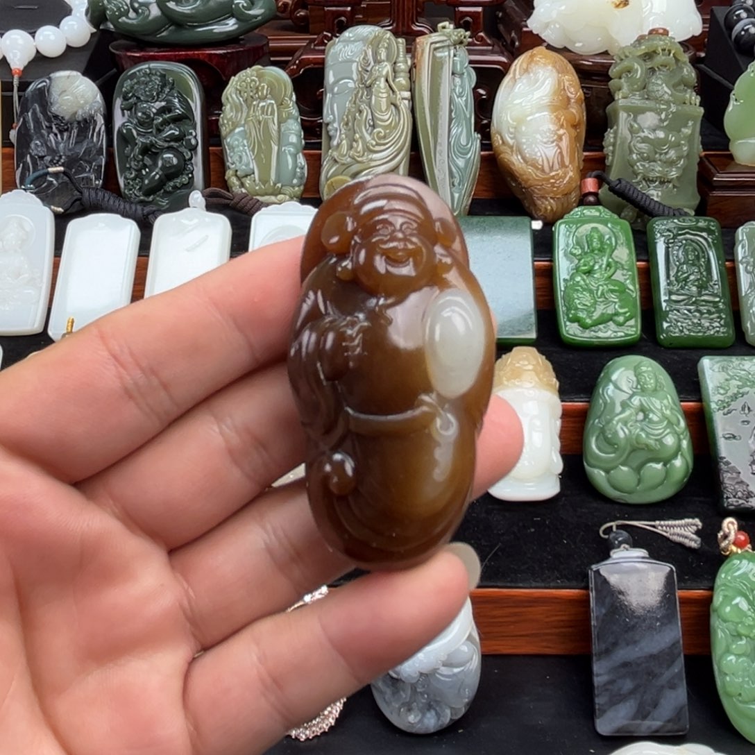 （***）和田玉未镶嵌挂件