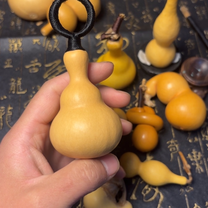 蔡***制不退不换谨慎下单