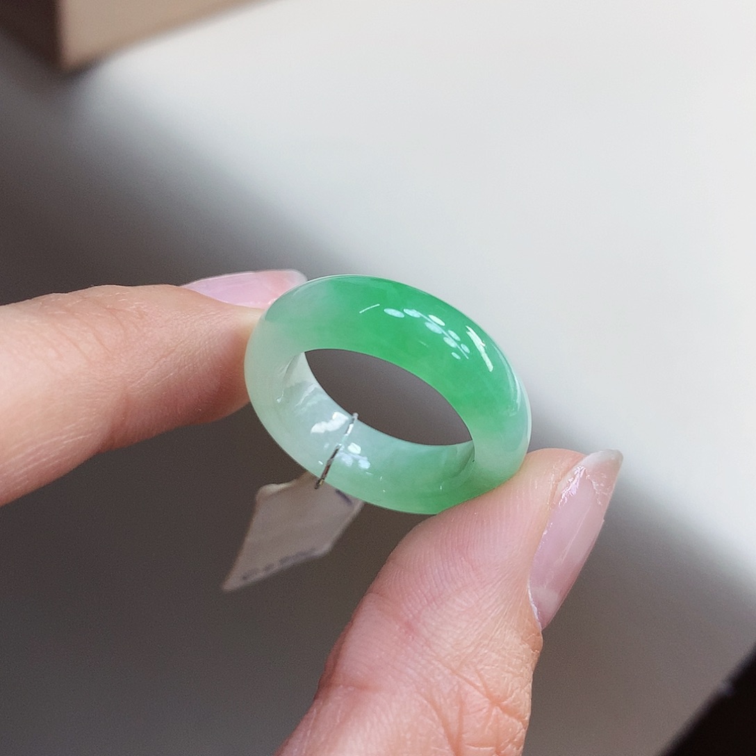 翡翠戒指未镶嵌13号