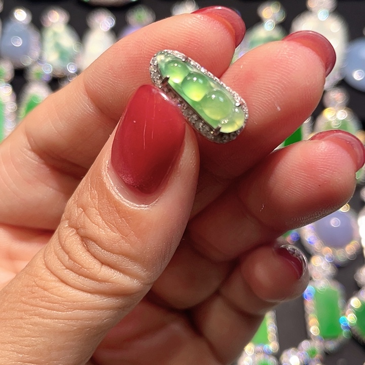 翡翠银S925镶嵌颈饰