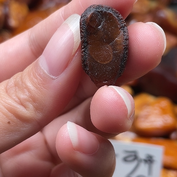 延***普定制琥珀订制琥珀蜜蜡原石12*11