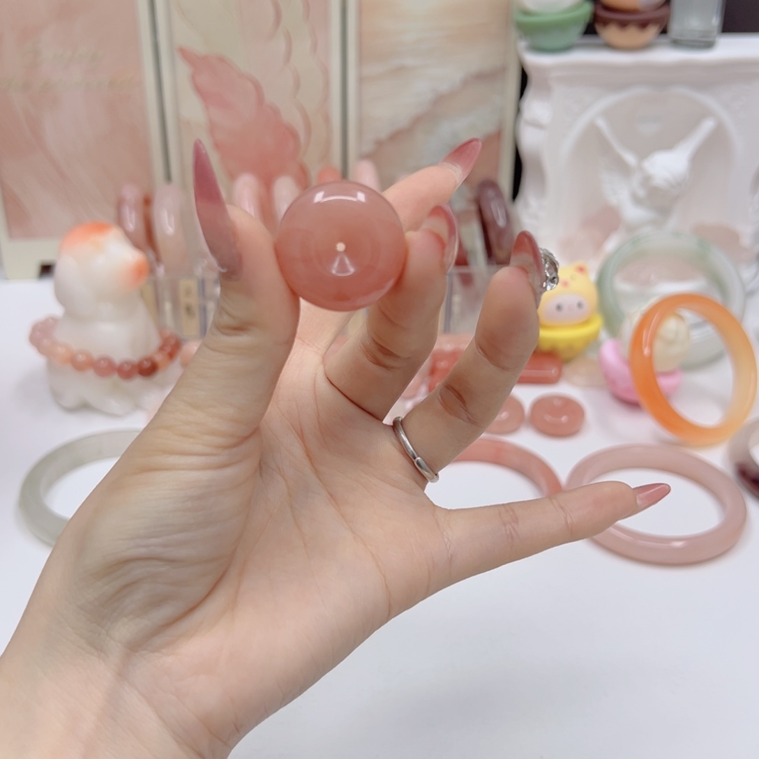 霜***蘿石英质玉未镶嵌手镯