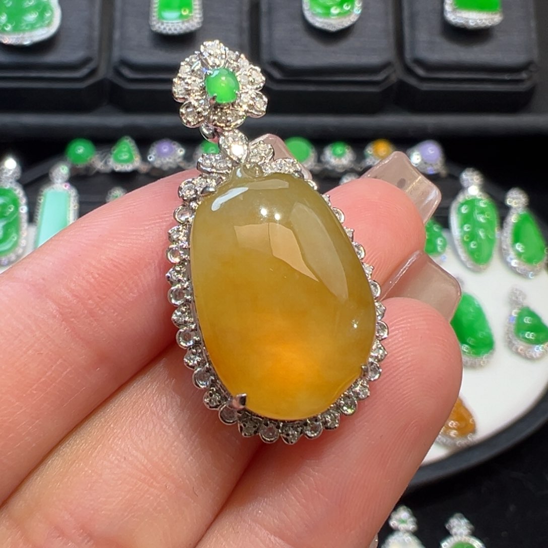 翡翠吊坠(不含链)18K金镶嵌收到货48小时鉴赏期