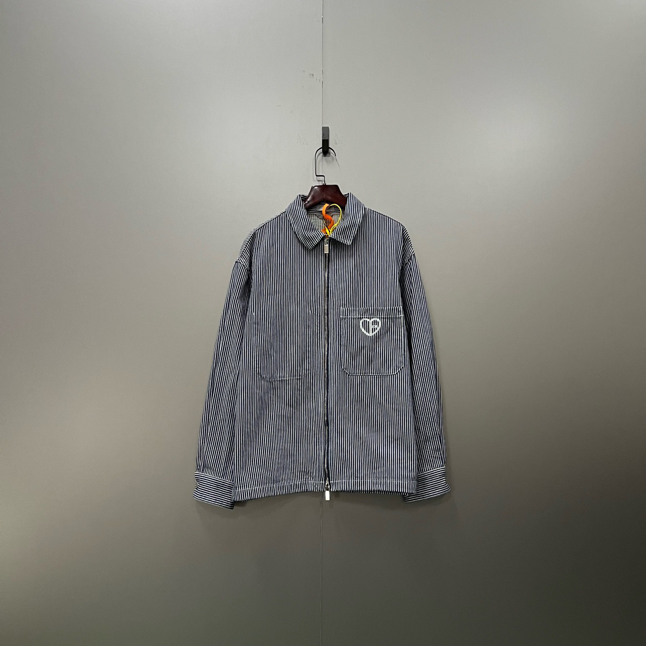 95新 DIOR/迪奥 qq  条纹爱心刺绣logo牛仔衬衫 400817