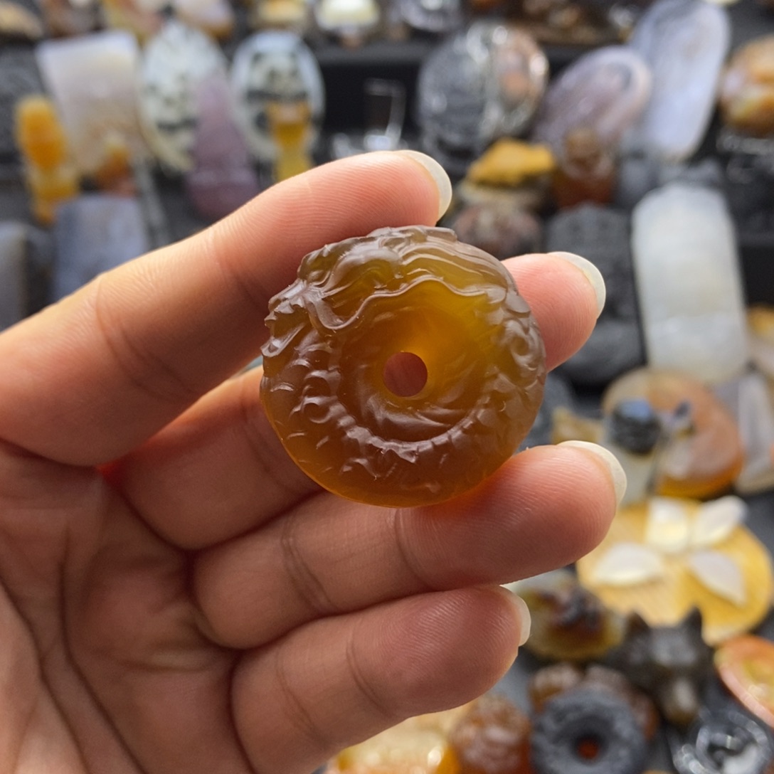 玛瑙/玉髓颈饰未镶嵌、**七
