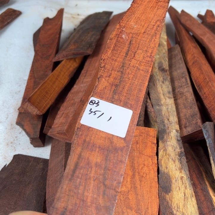 园***方檀香紫檀（小叶紫檀）