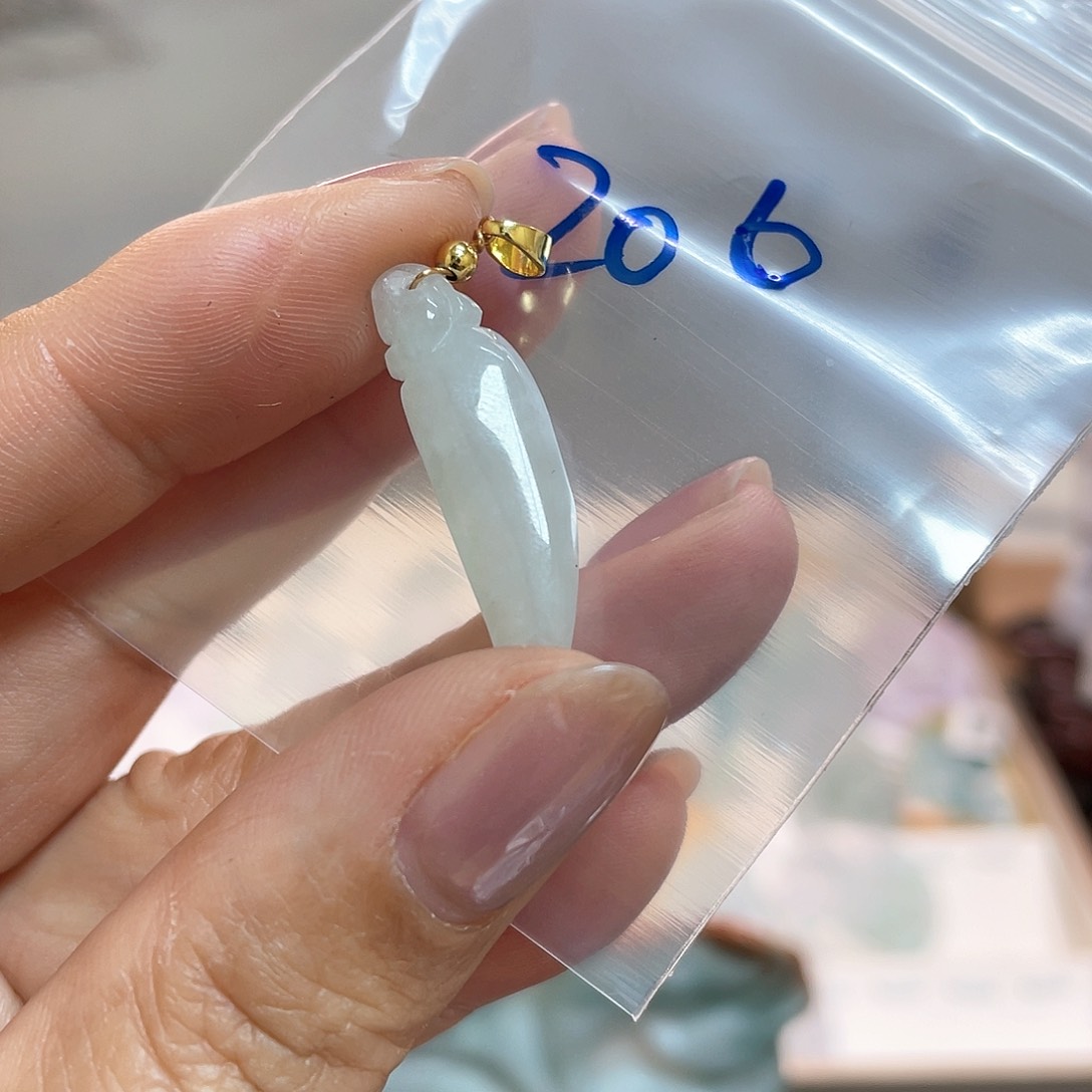 翡翠吊坠(不含链)未镶嵌