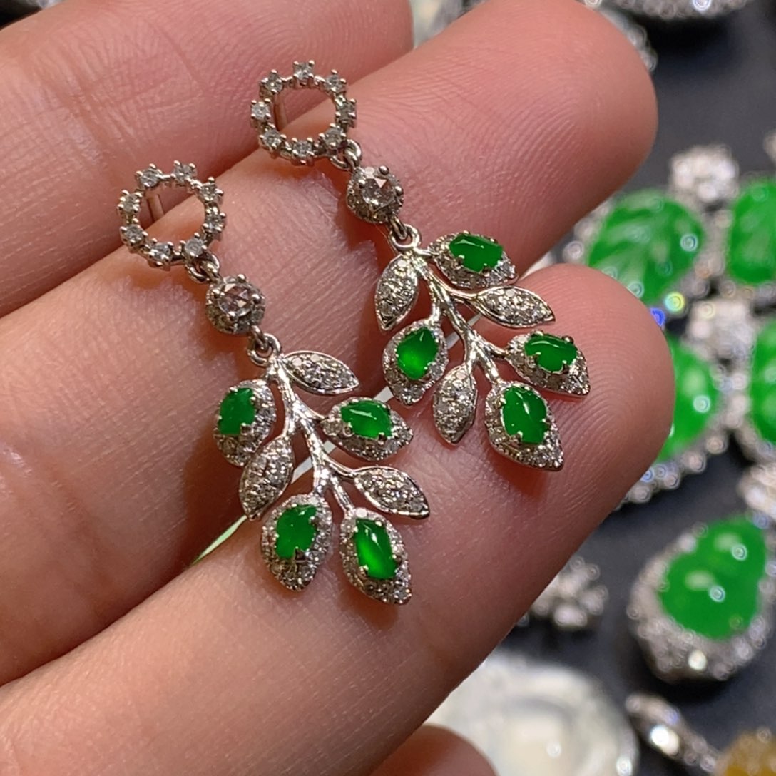 翡翠耳饰18K金镶嵌天然缅甸A货翡翠