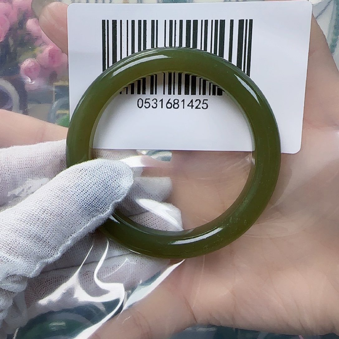 和田玉手镯未镶嵌55