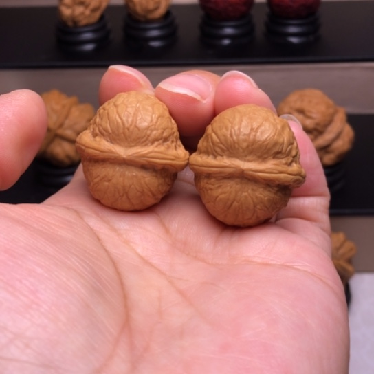 文玩核桃把件粗筋铁锤30