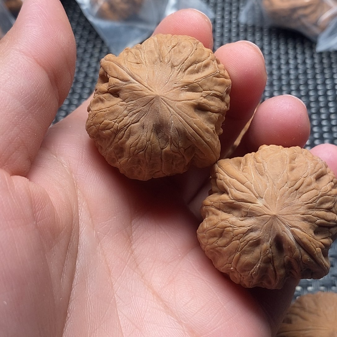 想***你文玩核桃吊坠核桃