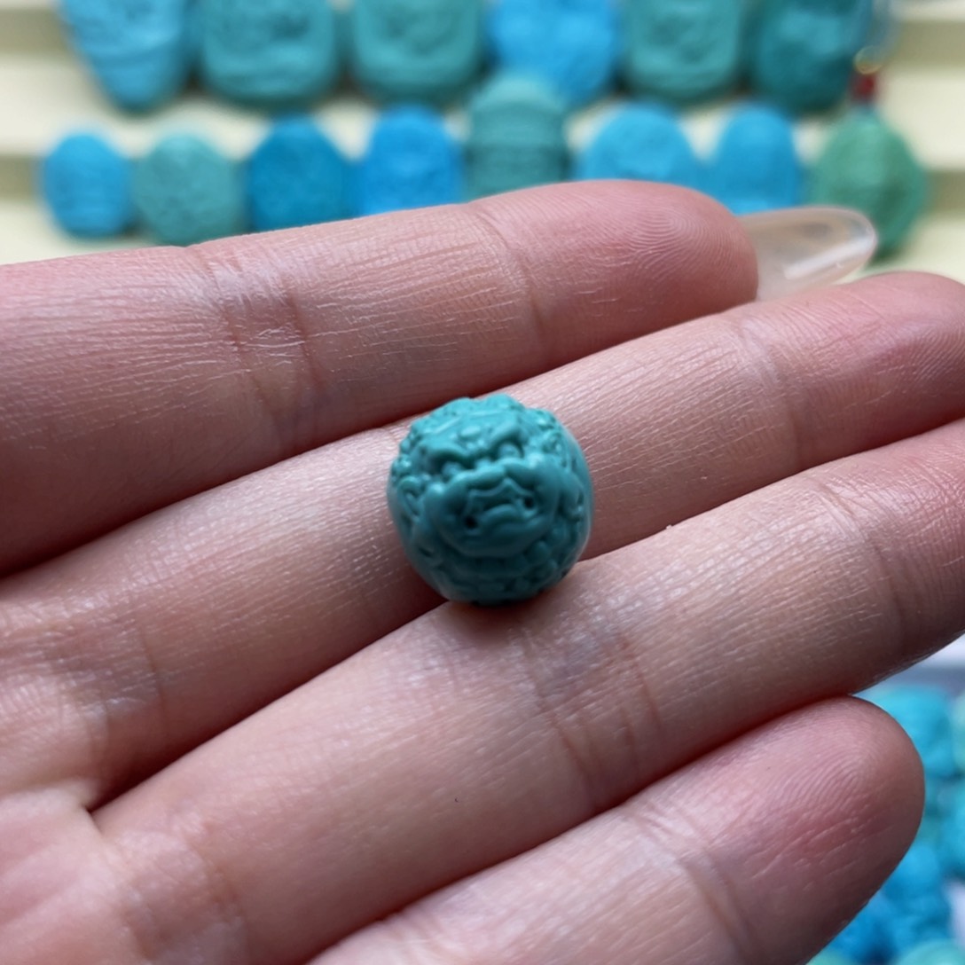 绿松石雕刻未镶嵌