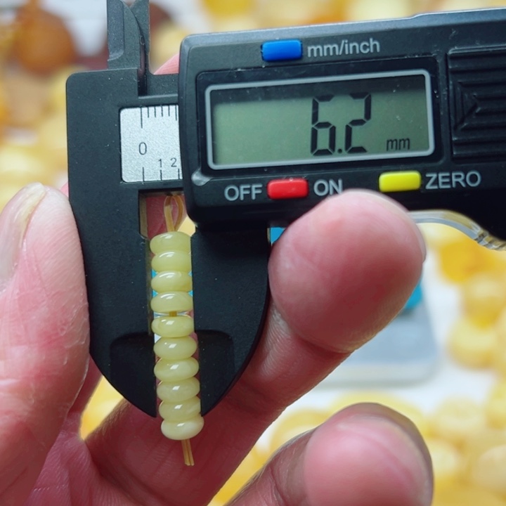 琥珀（矿物珀）裸石未镶嵌