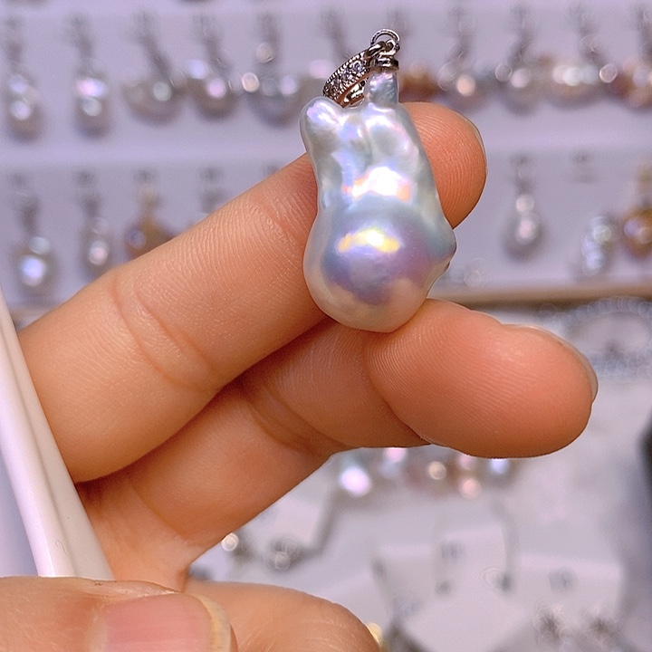 淡水珍珠颈饰合金