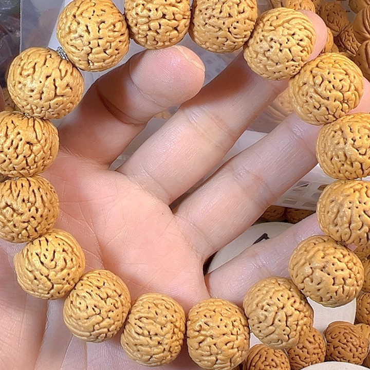 ****班桃核吊坠龙珠桃核手串