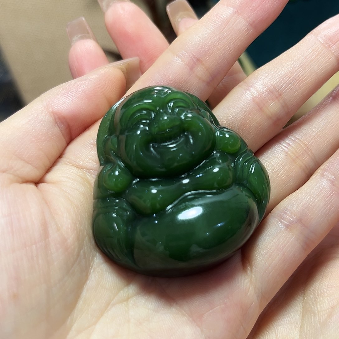 颈饰未镶嵌和田玉（碧玉）吊坠