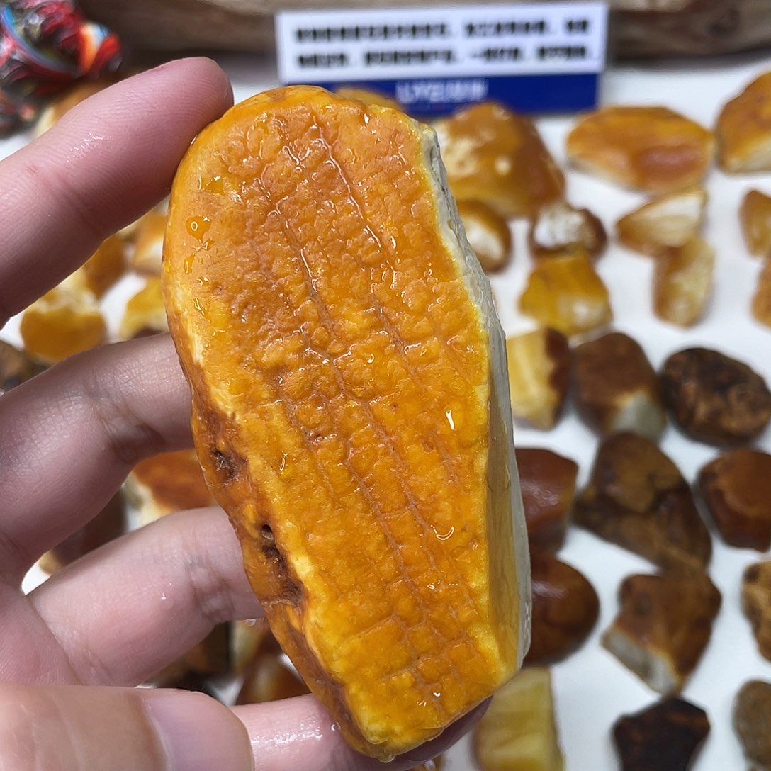 定制琥珀未镶嵌原矿琥珀
