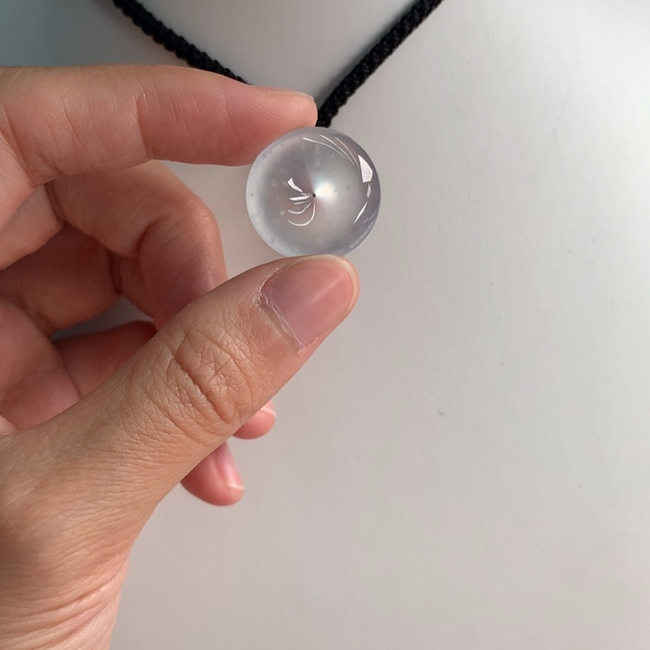 翡翠挂件未镶嵌….