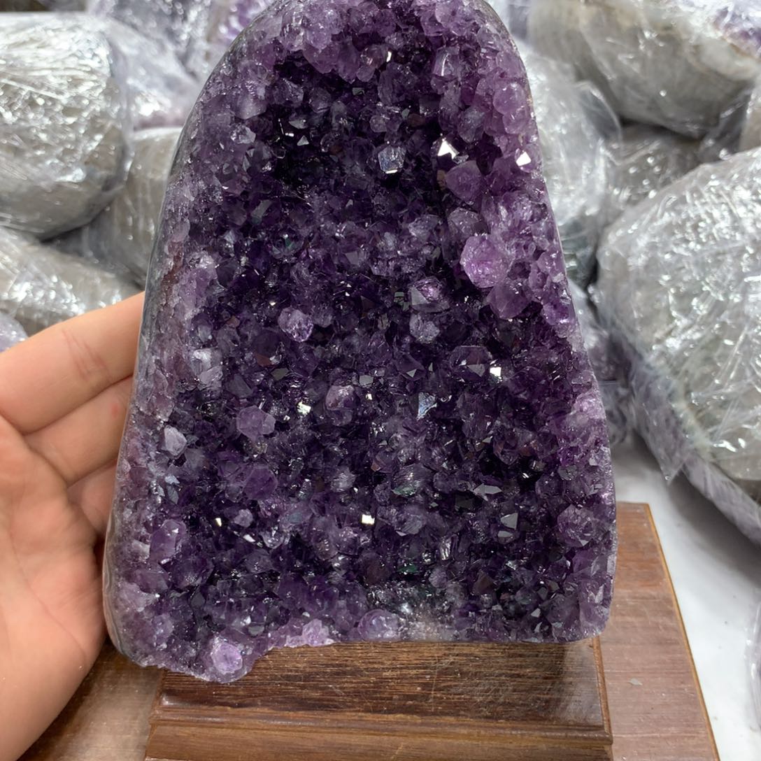 紫晶大型摆件（非配饰）未镶嵌