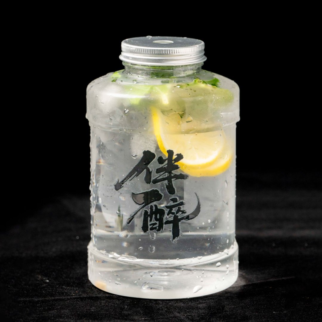 蜜桃脉动3L顿顿桶+苏打酒4瓶+零食4种+筛盅2套+扑克1副+瓶起1个