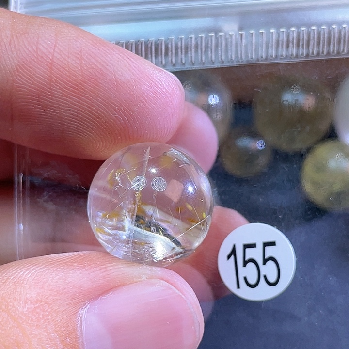 颈饰未镶嵌水晶六**?