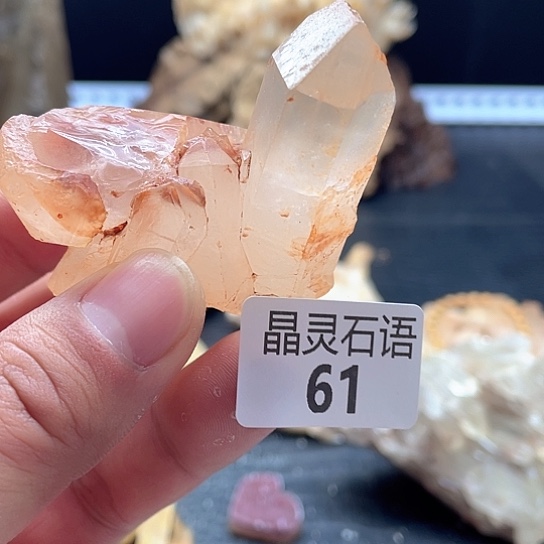 未镶嵌水晶大型摆件（非配饰）