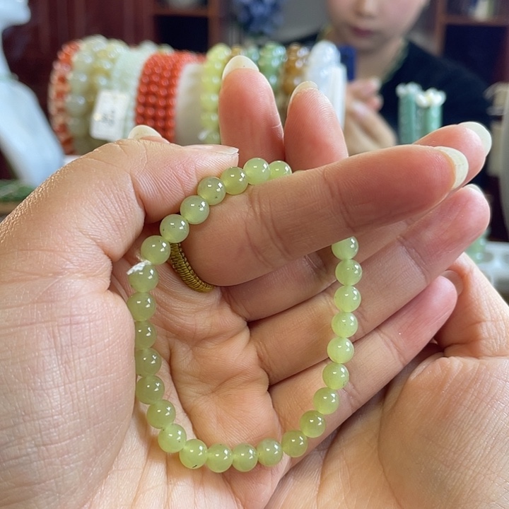 和田玉（糖玉）未镶嵌手链