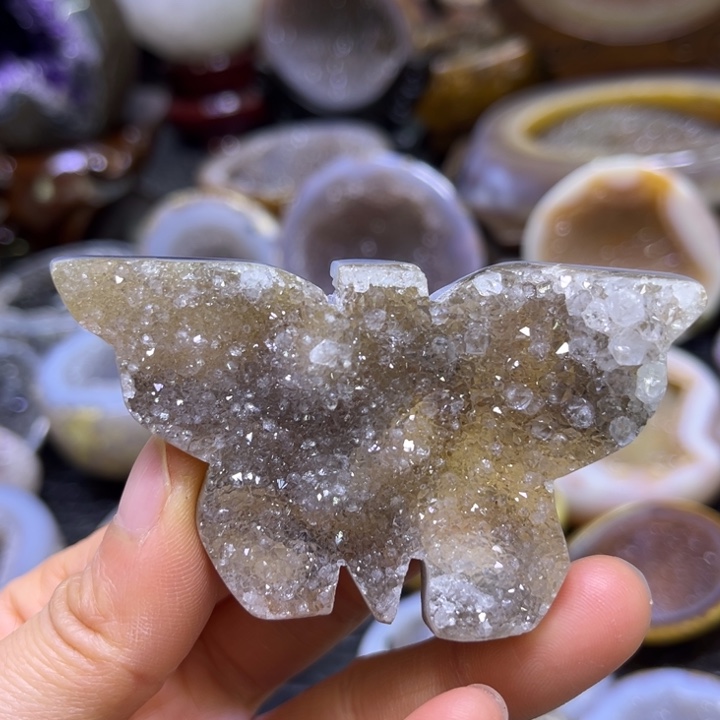 水晶珠宝半成品未镶嵌蝴蝶