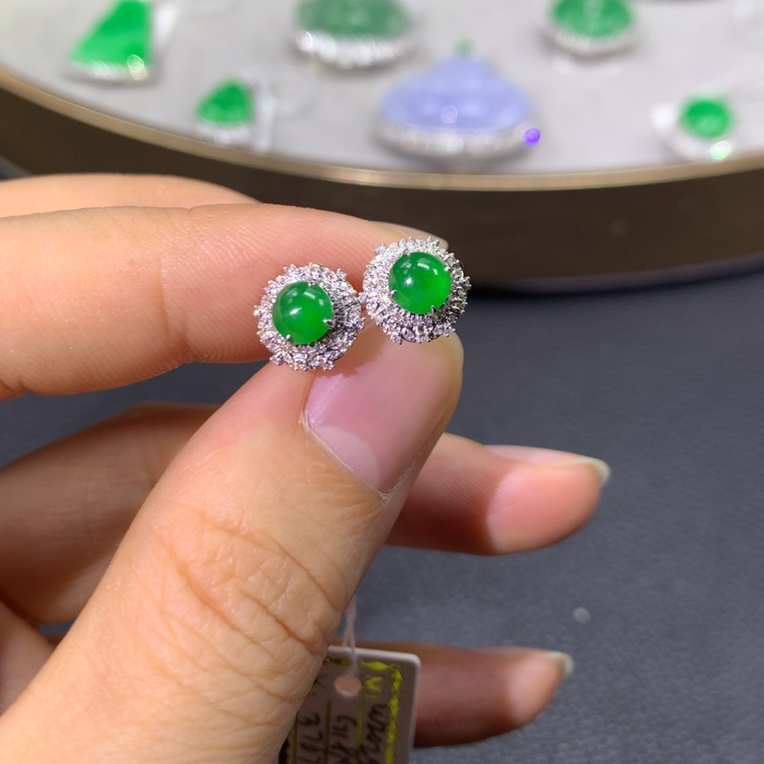 翡翠耳饰18K金镶嵌翡翠