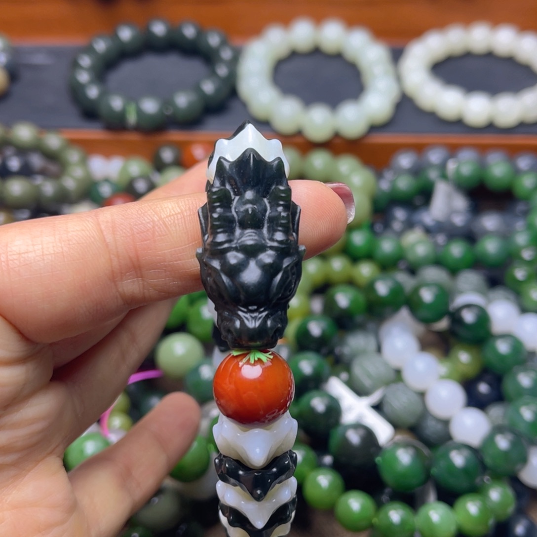 和田玉未镶嵌手链