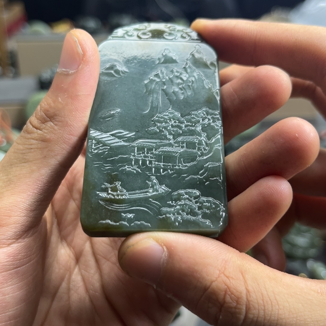 和田玉未镶嵌颈饰