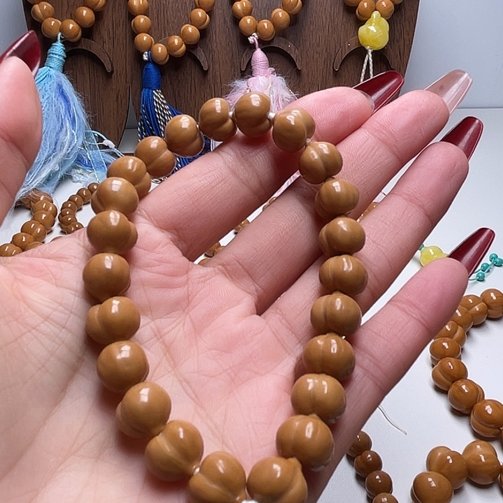 ʐ***࿐猴头核桃吊坠11尺寸柯基屁桃