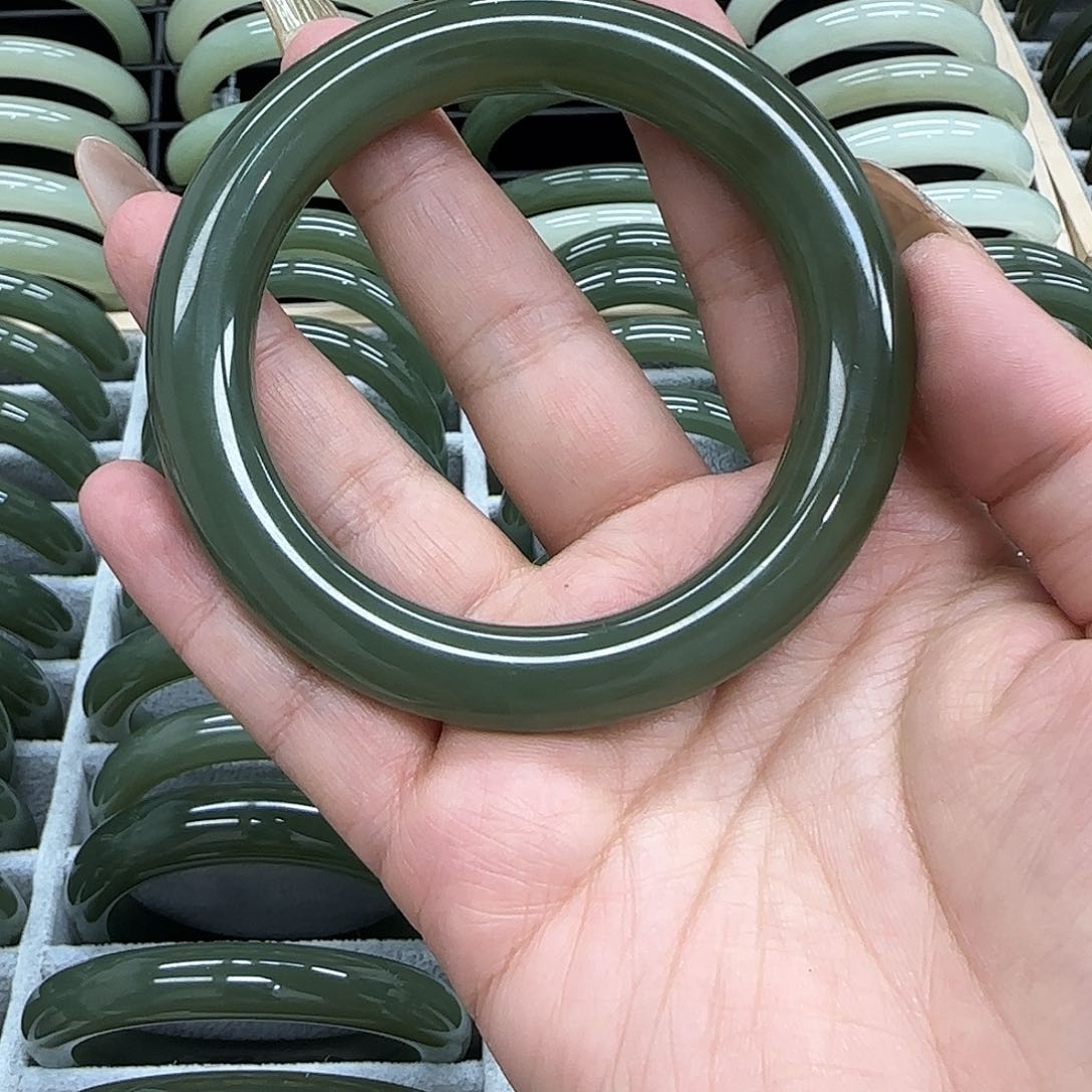 和田玉手镯未镶嵌雪*菲6061