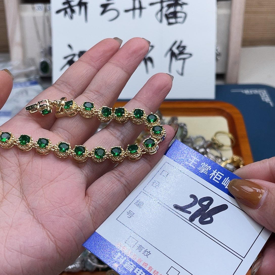 岫玉合金吊坠吊坠
