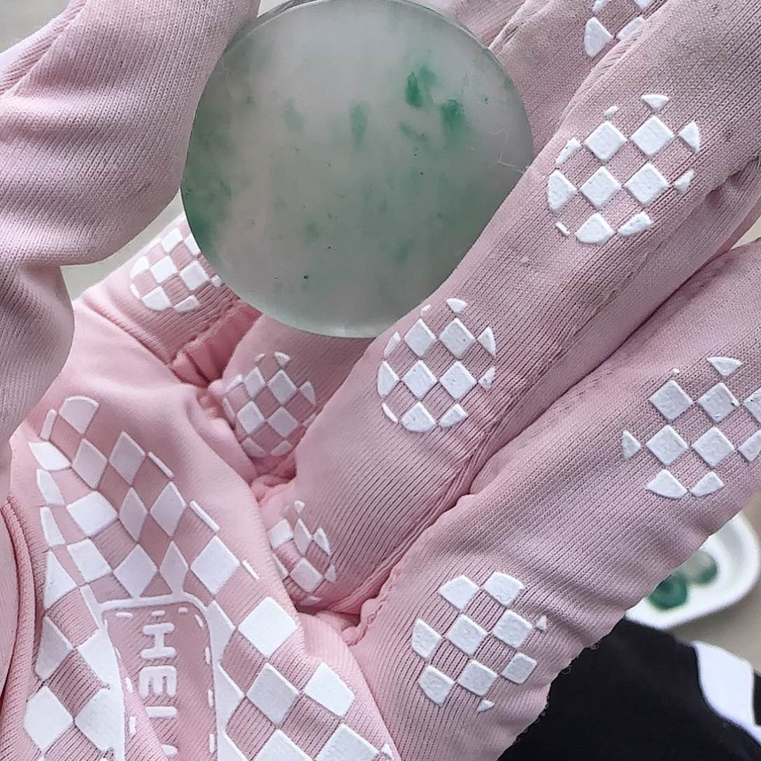 石英质玉颈饰未镶嵌H****的