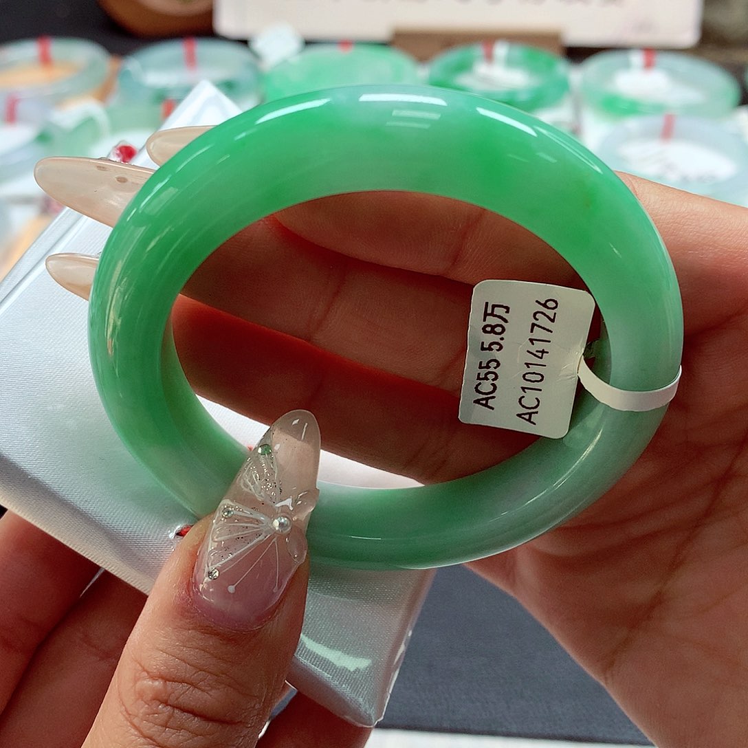 翡翠手镯未镶嵌（52号）66