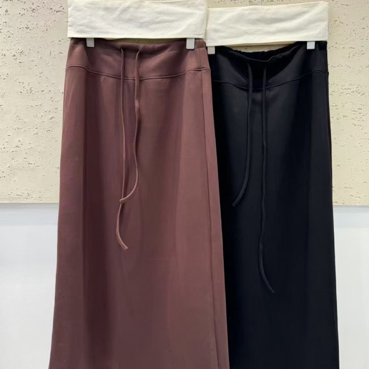 新款三个颜色直筒半身裙