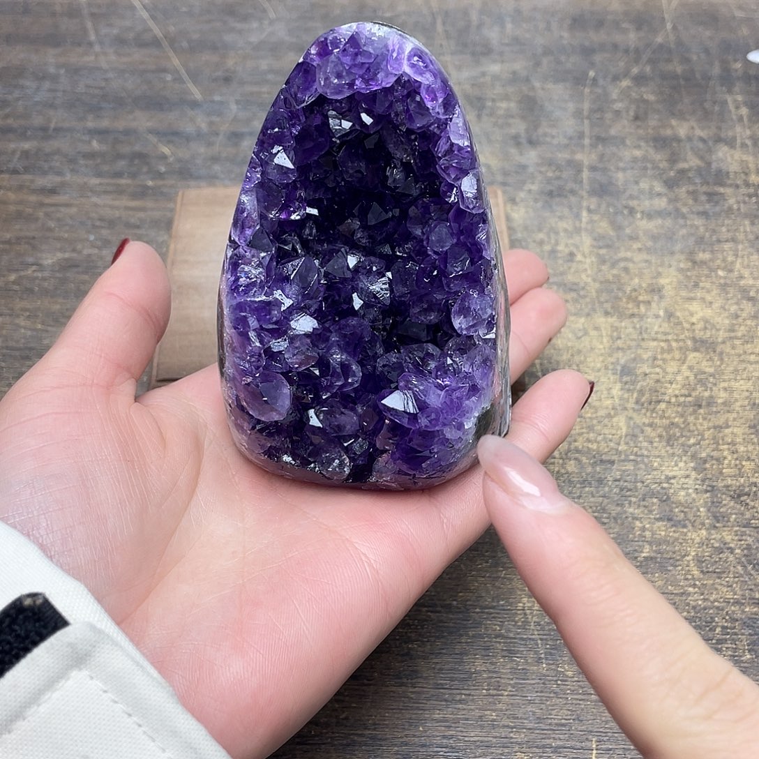 紫晶大型摆件（非配饰）未镶嵌