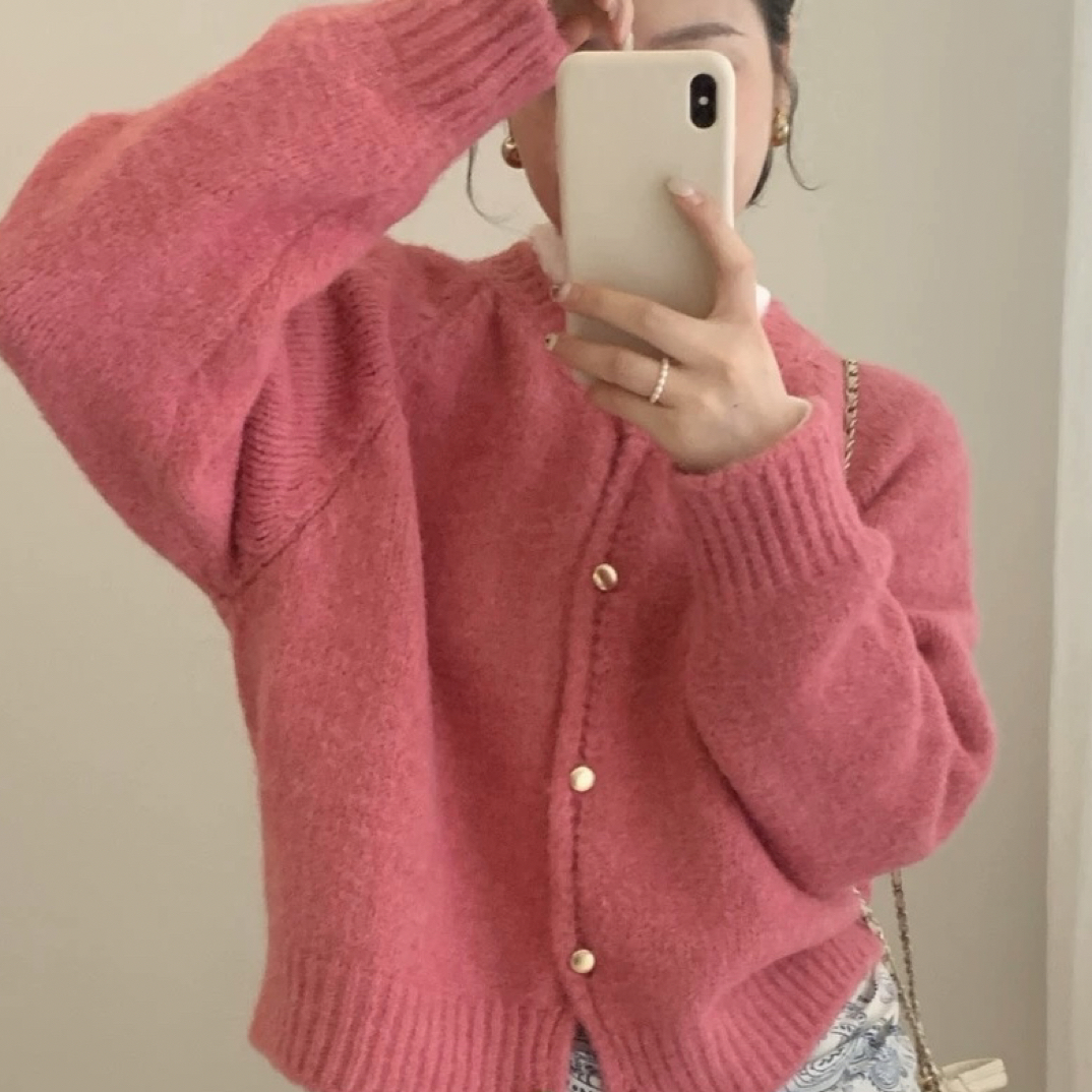 西瓜红毛衣➕杏色糯米裤套装