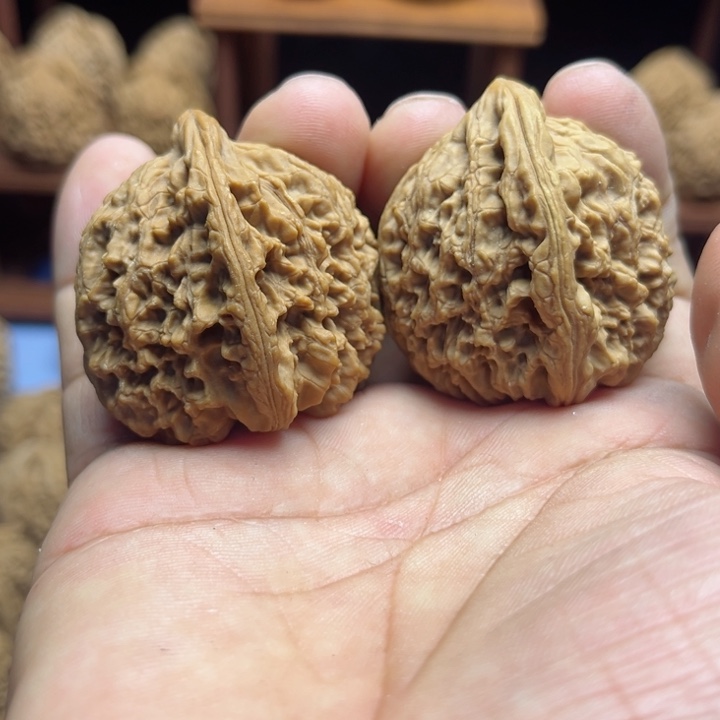 完全开放好**生南疆石核桃