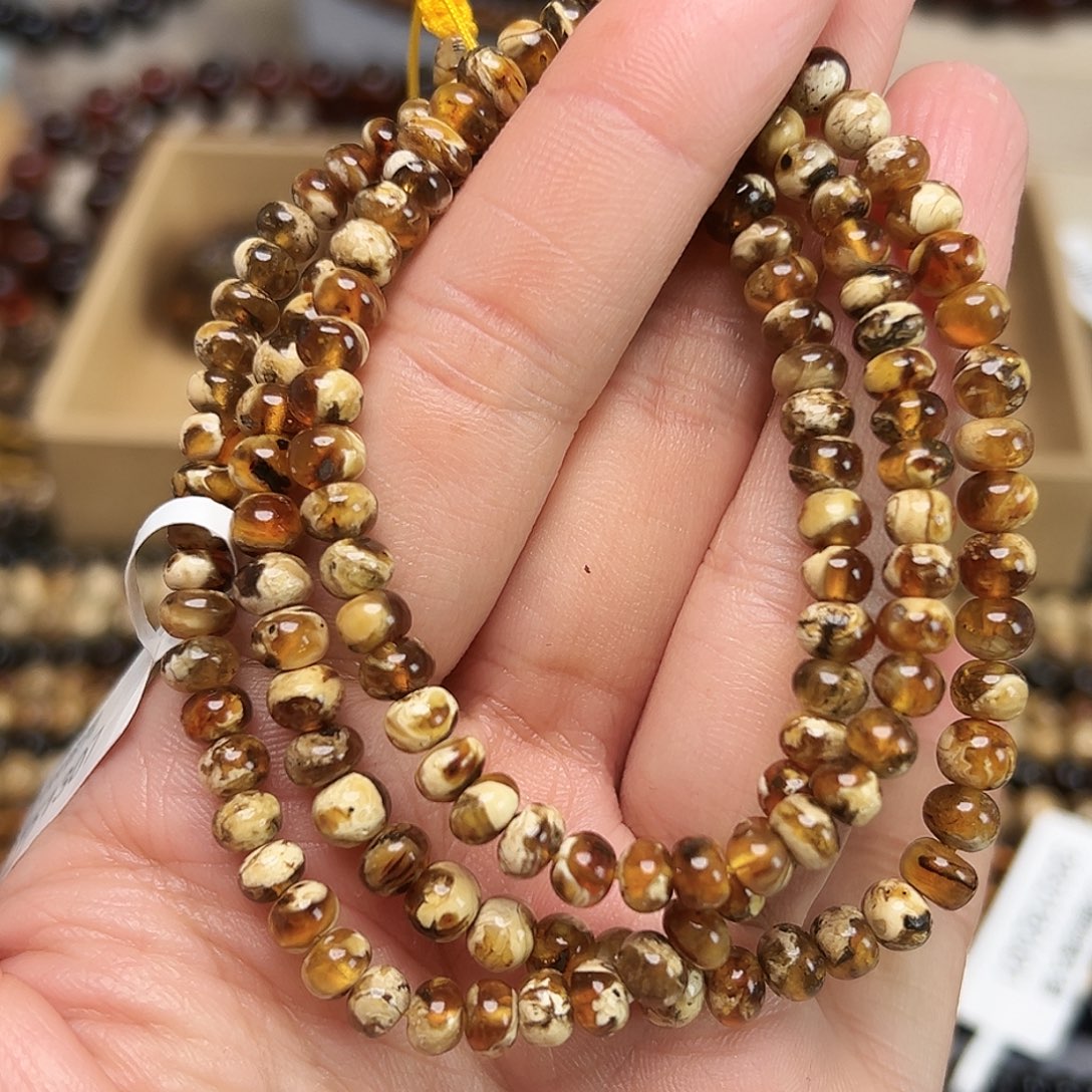 琥珀未镶嵌裸石抚顺琥珀五20680