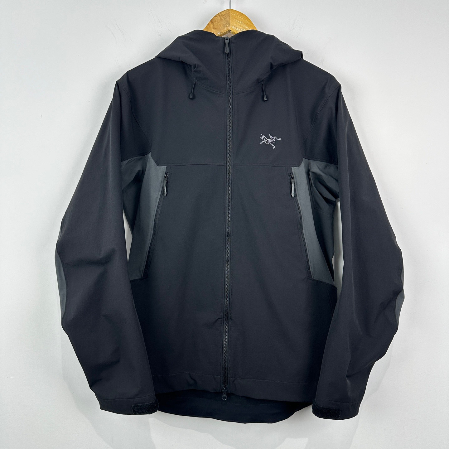 99新 ARC'TERYX/始祖鸟 serratus登山攀岩系列 软壳外套S码/1344